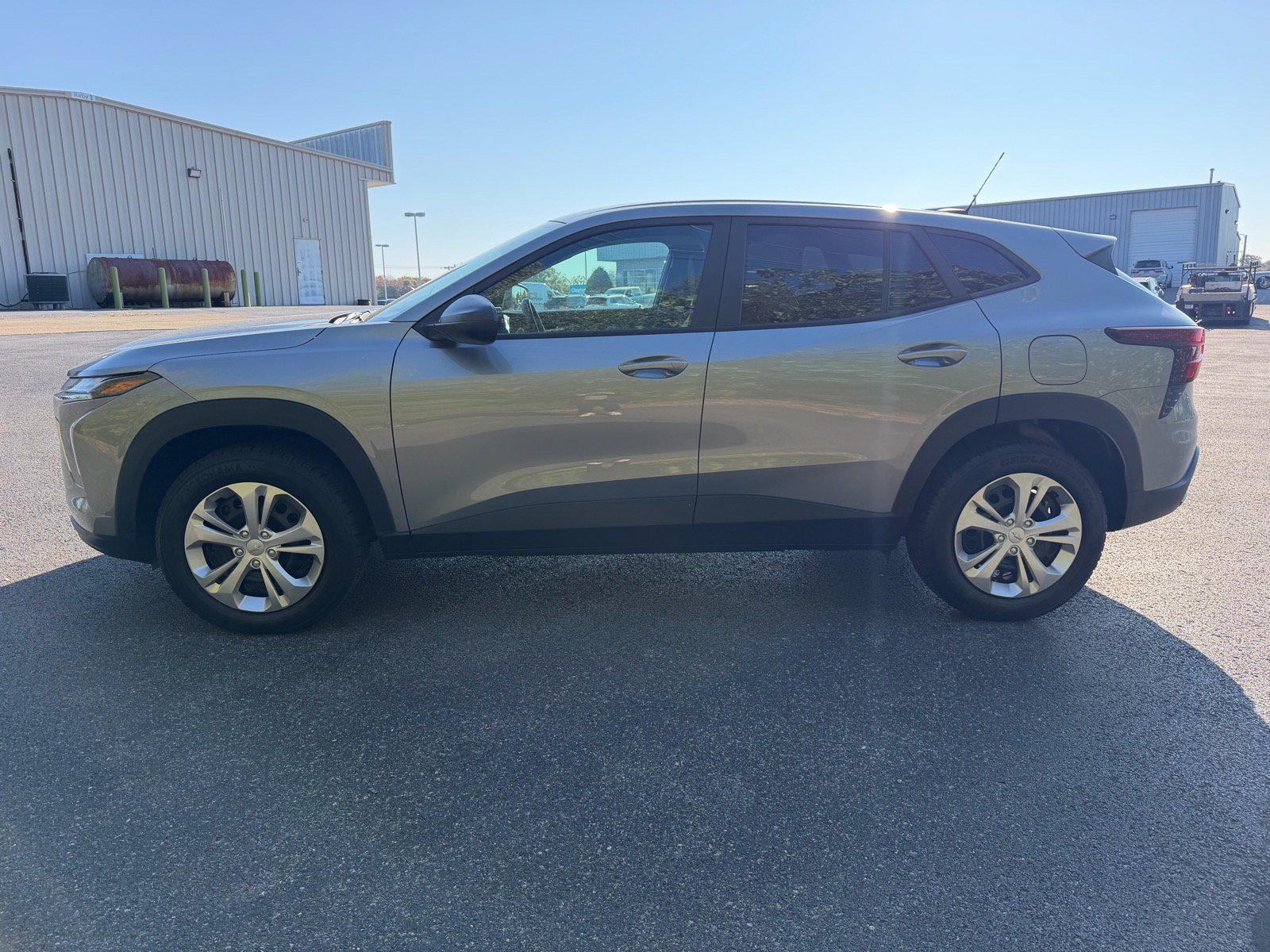 Used 2024 Chevrolet Trax LS w/ Driver Confidence Package FWD image 8