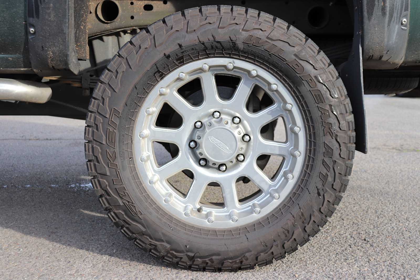 Used 2015 Chevrolet Silverado 2500 LT w/ LT Convenience Package image 9