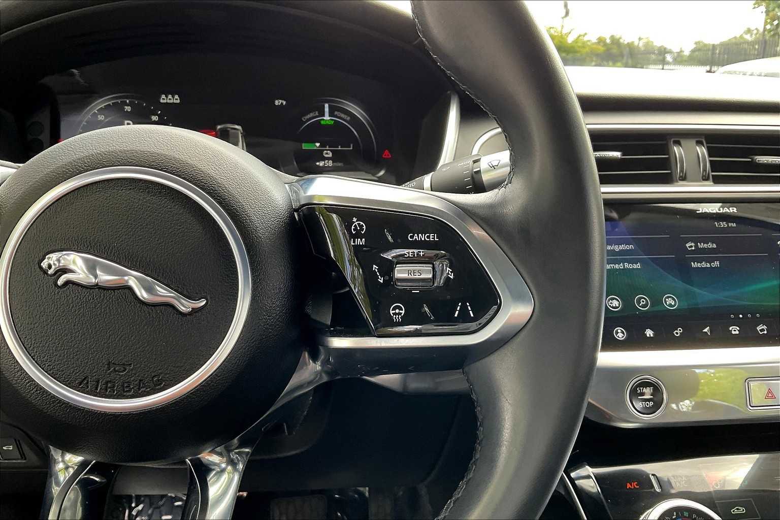 Used 2020 Jaguar I-PACE SE image 21