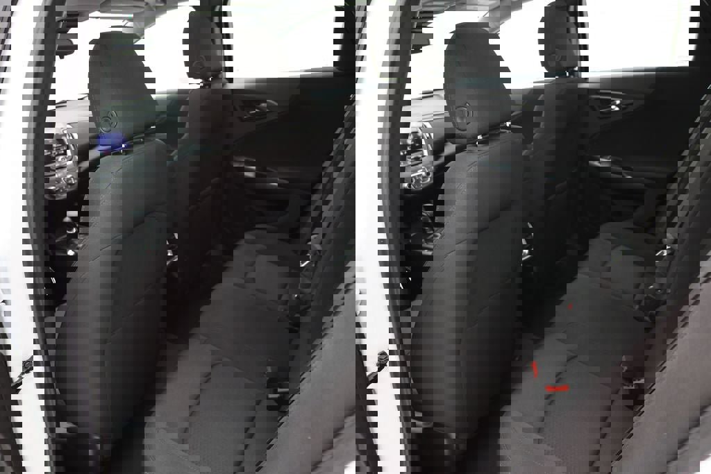 Used 2024 Chevrolet Malibu LT image 11