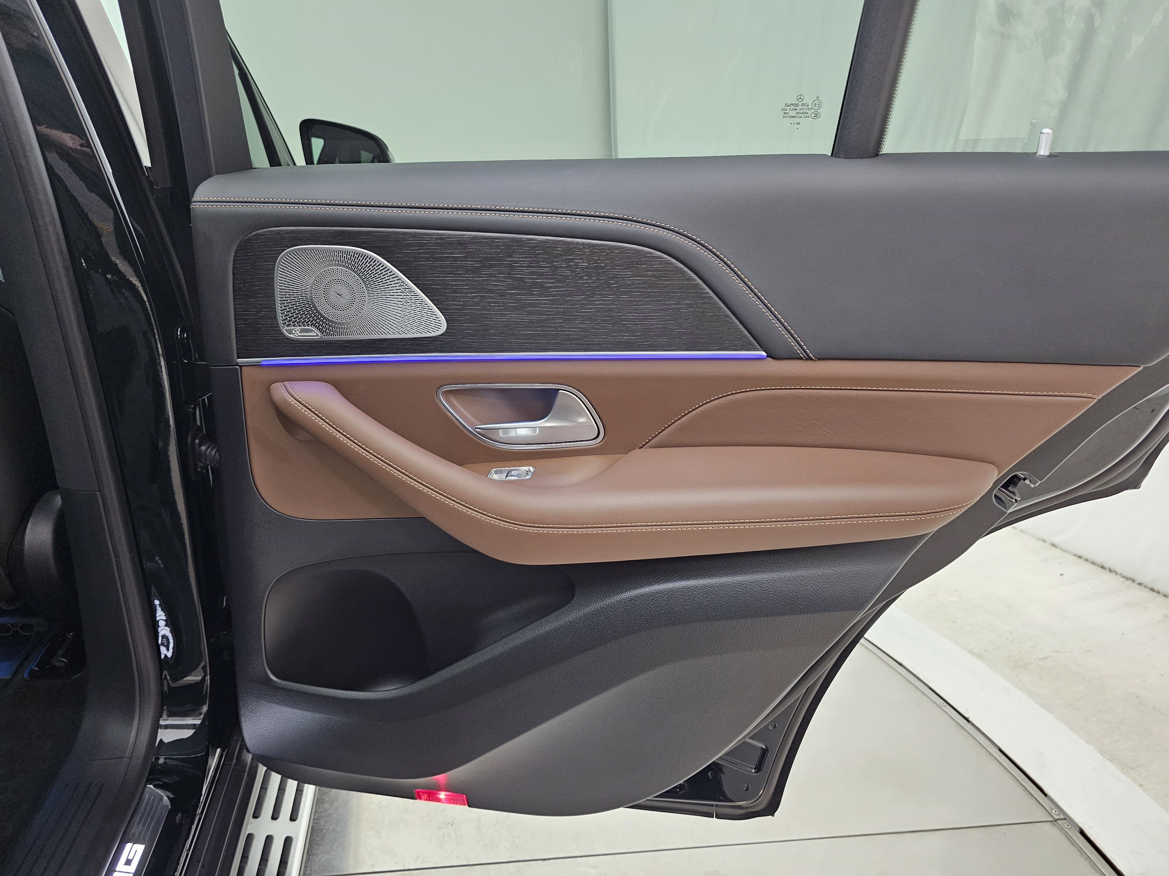 Certified 2025 Mercedes-Benz GLE 53 AMG 4MATIC image 25