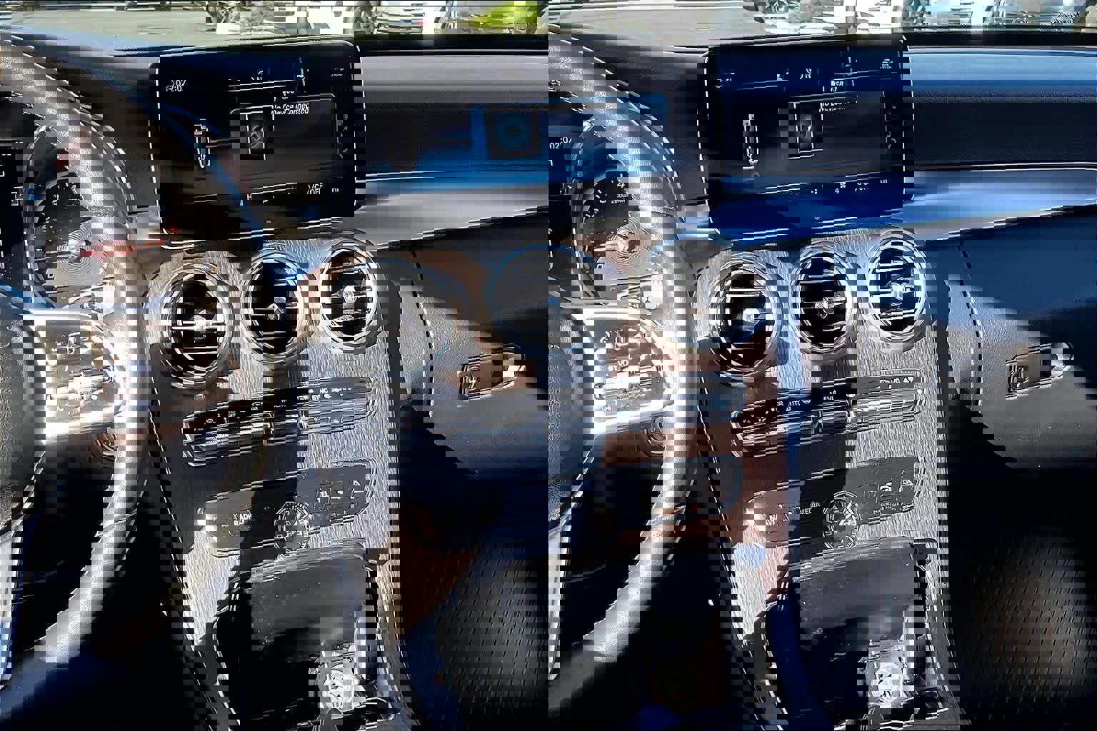 Used 2019 Mercedes-Benz C 300 Sedan image 8