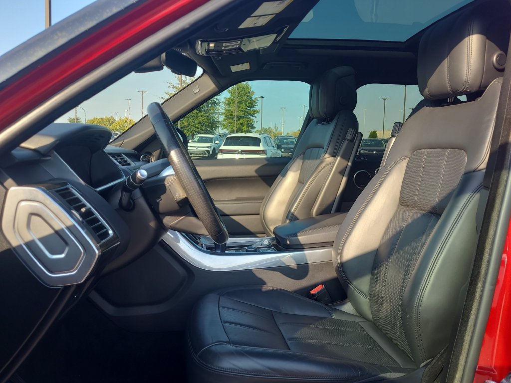 Used 2020 Land Rover Range Rover Sport HSE AWD/4WD image 3