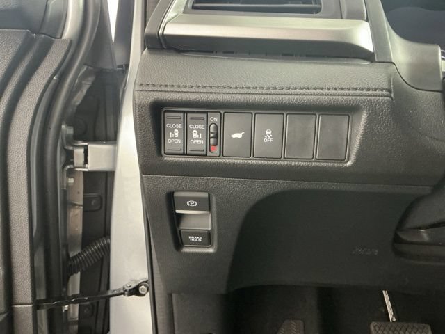 Certified 2026 Honda Odyssey EX-L image 18