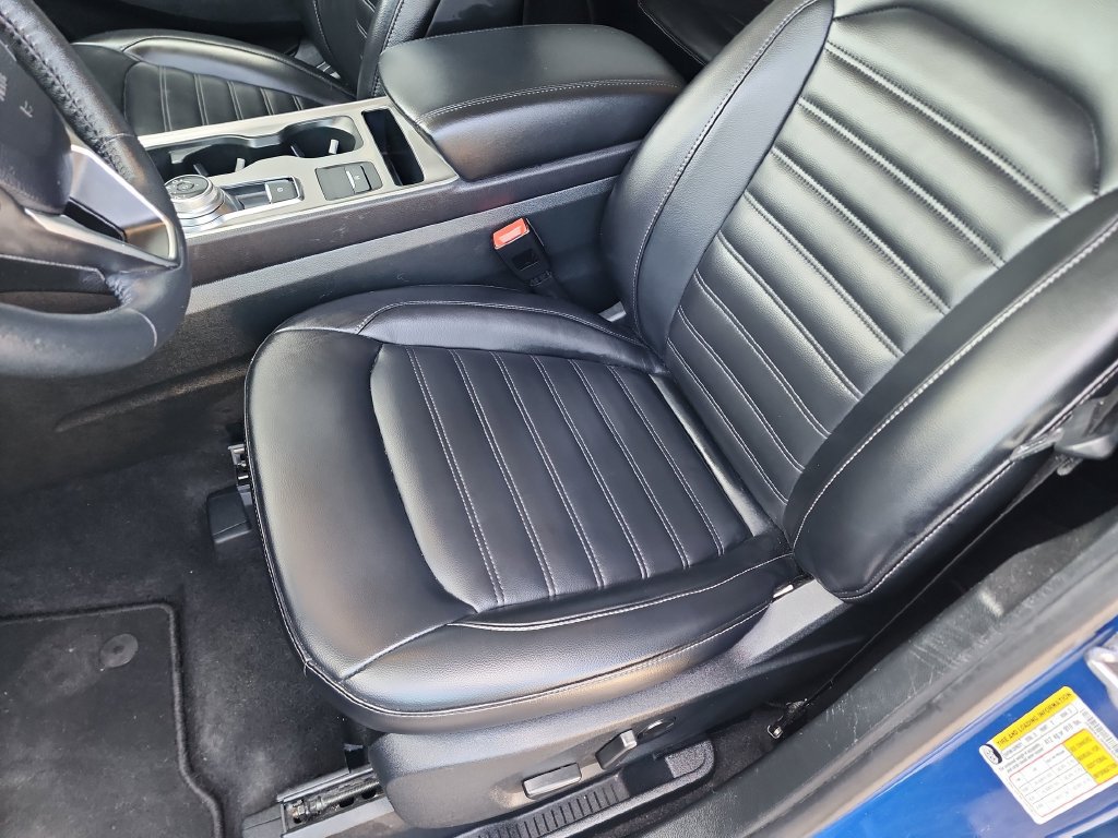 Used 2024 Ford Edge SEL AWD/4WD image 17