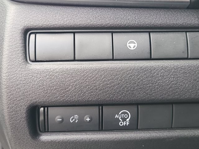 Used 2023 Nissan Rogue SV FWD image 22