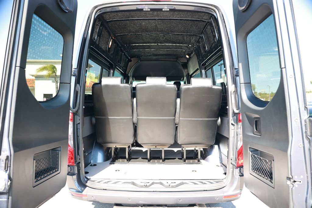 Used 2022 Mercedes-Benz Sprinter 144 Cargo image 39