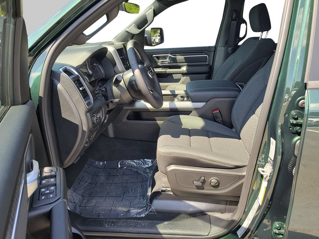 New 2026 RAM 1500 Big Horn AWD/4WD image 27