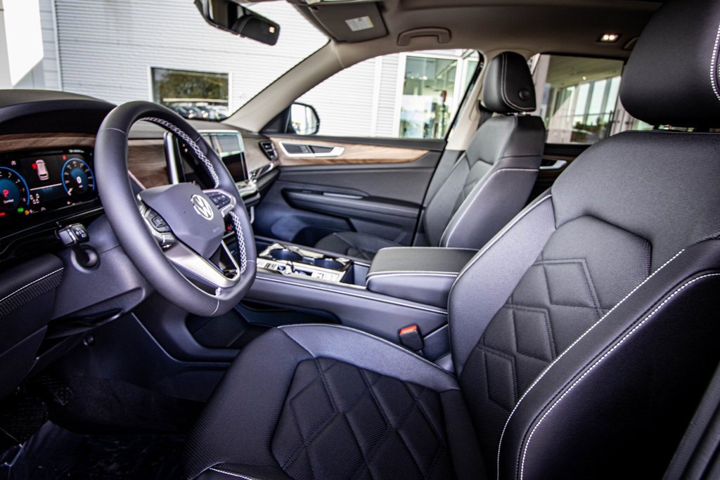 New 2026 Volkswagen Atlas SE image 28