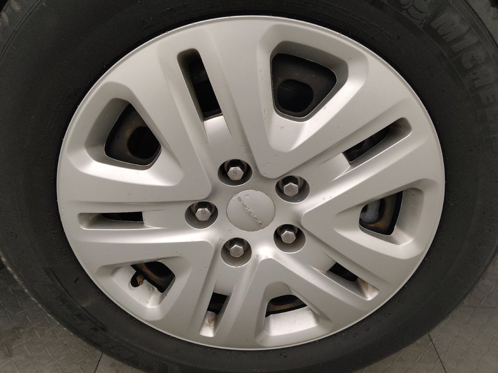 Used 2020 Dodge Journey SE w/ SE Popular Equipment Group FWD image 31