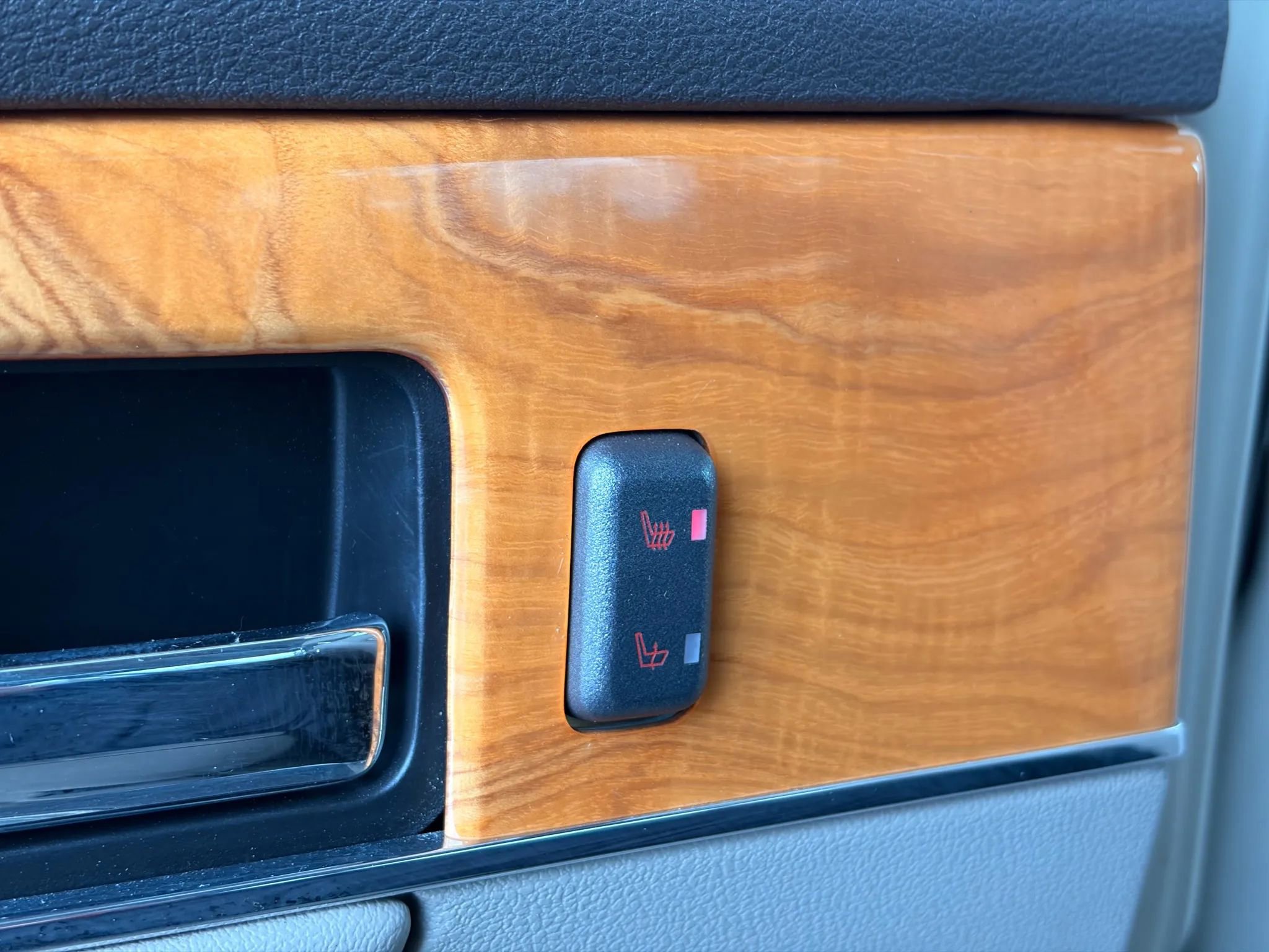 Used 2014 Lincoln MKX AWD w/ Equipment Group 102A image 86