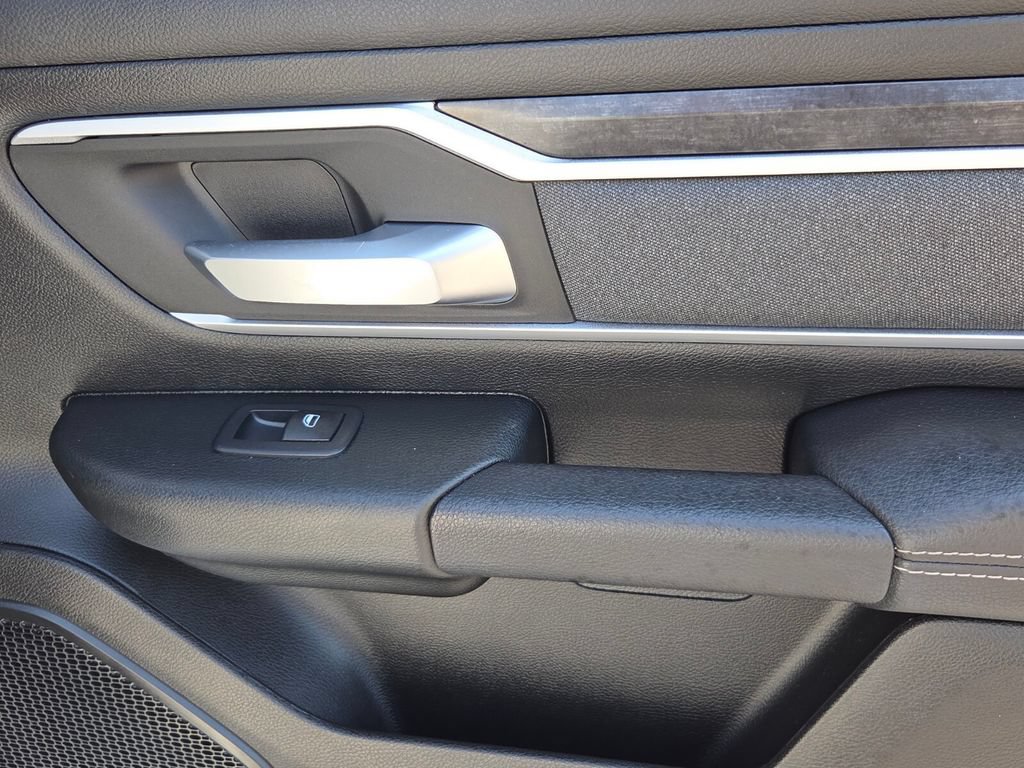 Used 2021 RAM 1500 Big Horn RWD image 19