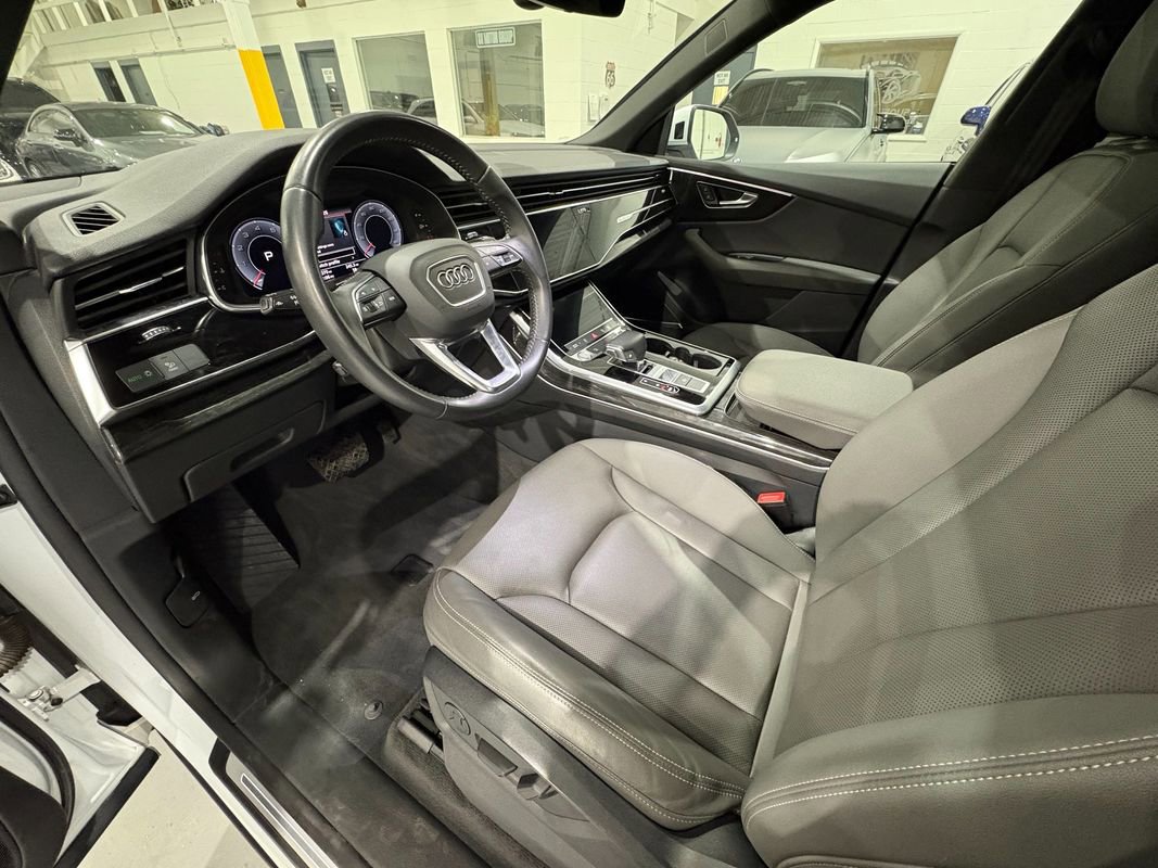 Used 2019 Audi Q8 Premium Plus w/ Premium Plus image 10