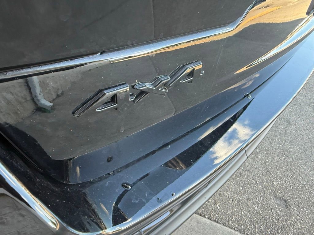 Certified 2025 Jeep Grand Cherokee Limited w/ Black Appearance Package image 33