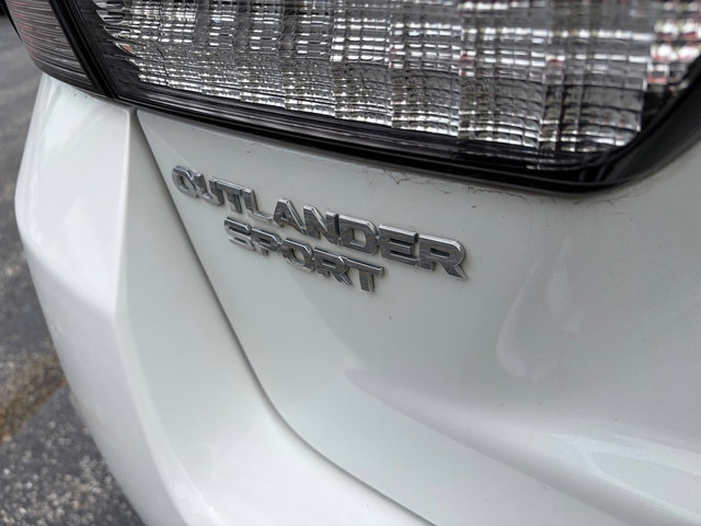 Used 2021 Mitsubishi Outlander Sport ES FWD image 7