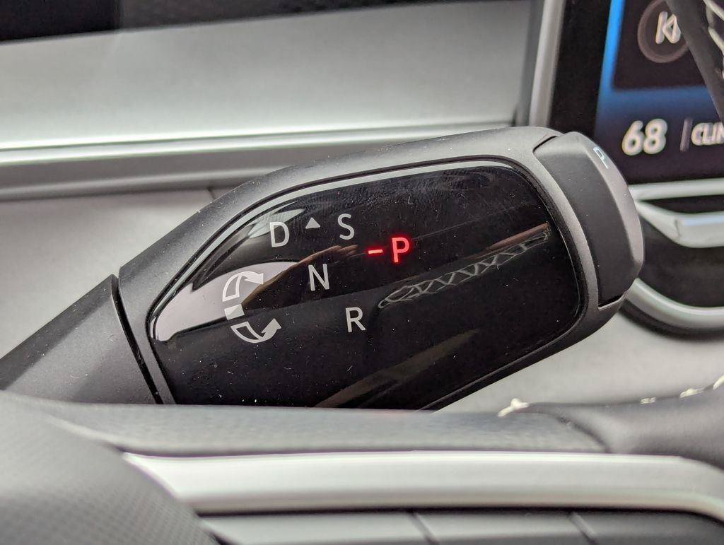 New 2026 Volkswagen Tiguan SE AWD/4WD image 16