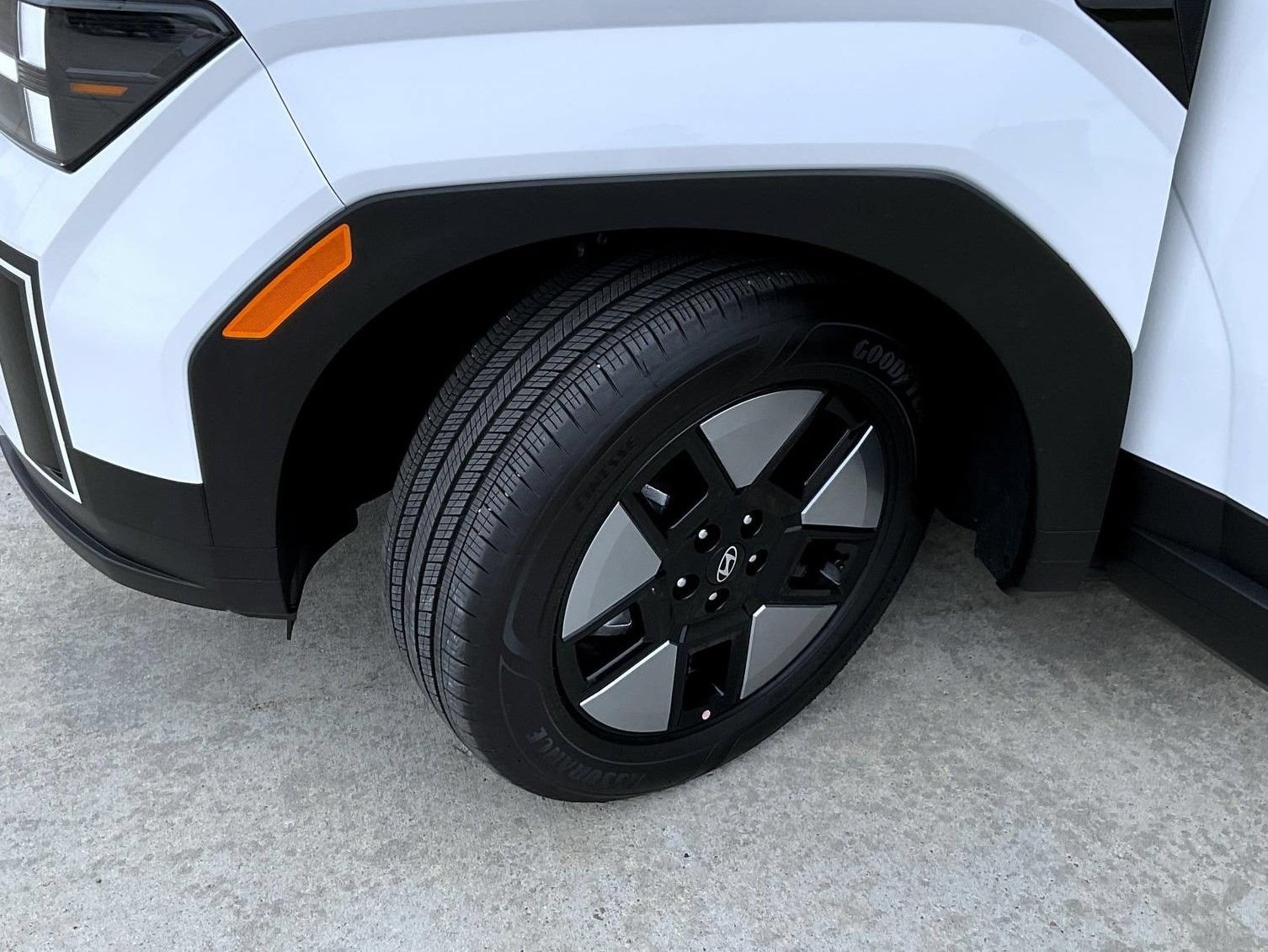 Certified 2026 Hyundai Santa Fe SEL AWD/4WD image 26
