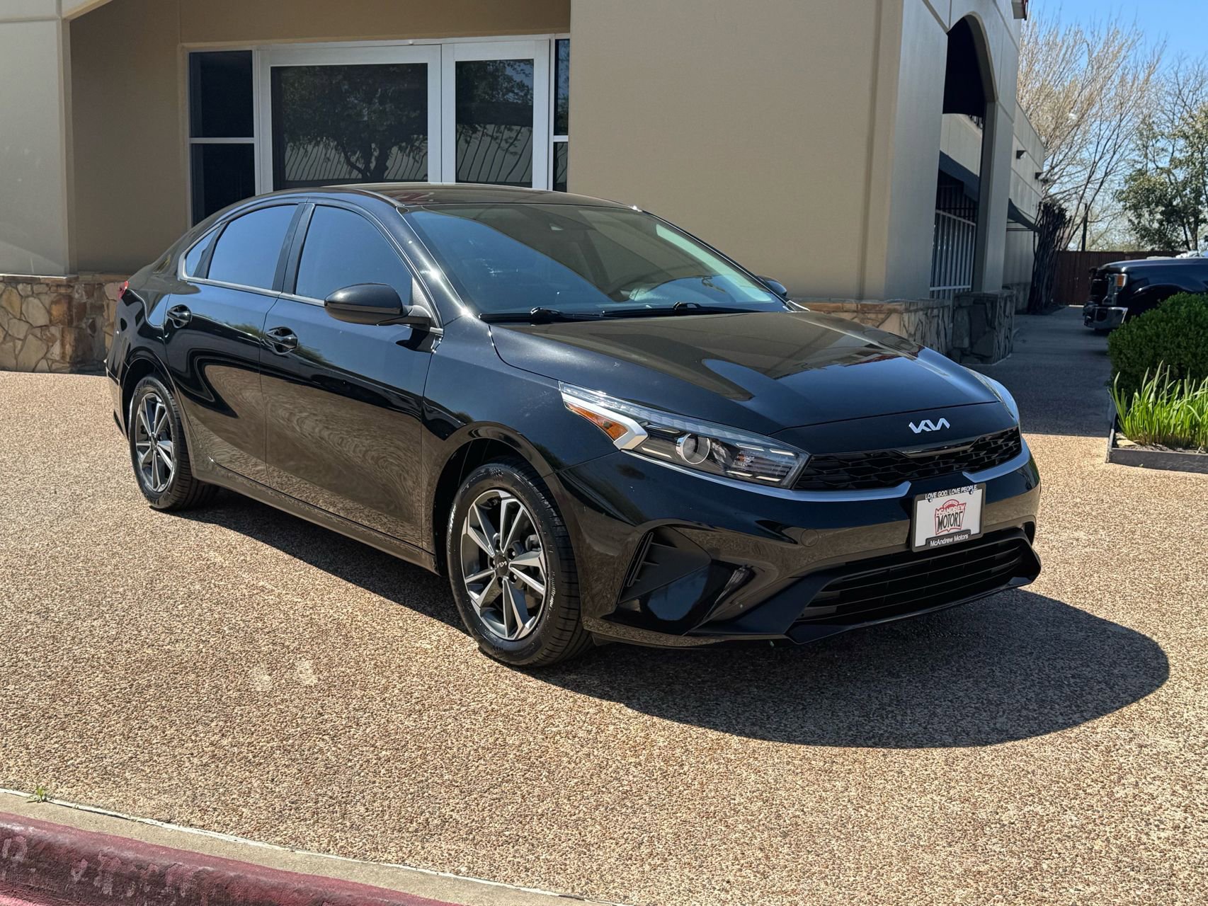 Used 2023 Kia Forte LXS FWD image 6
