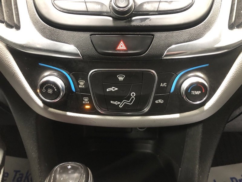 Used 2019 Chevrolet Equinox LS w/ LS Convenience Package image 24