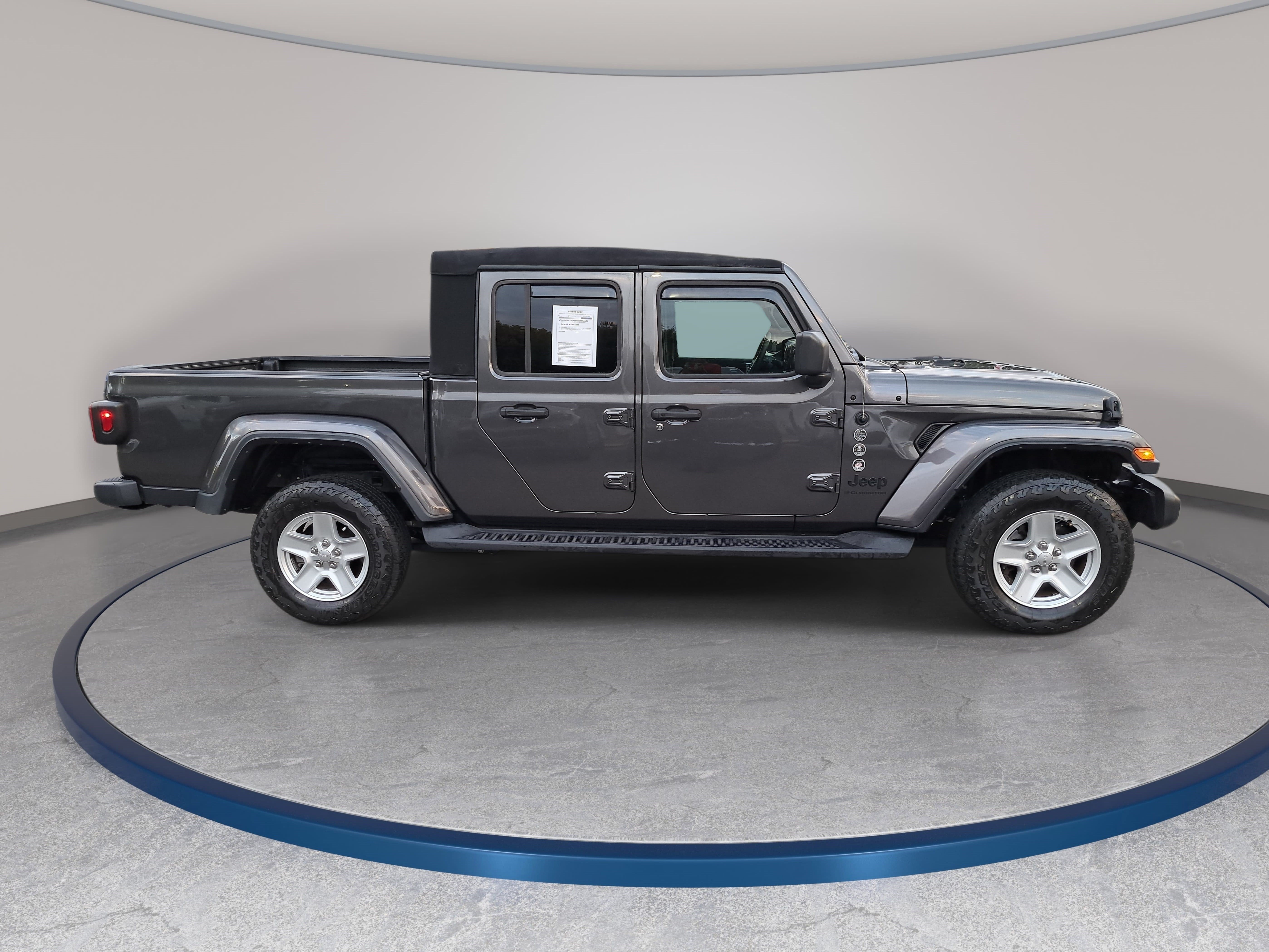 Used 2023 Jeep Gladiator Sport AWD/4WD image 5