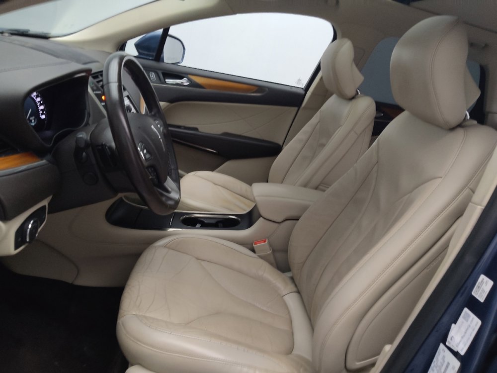 Used 2018 Lincoln MKC Select w/ Select Plus Package FWD image 17