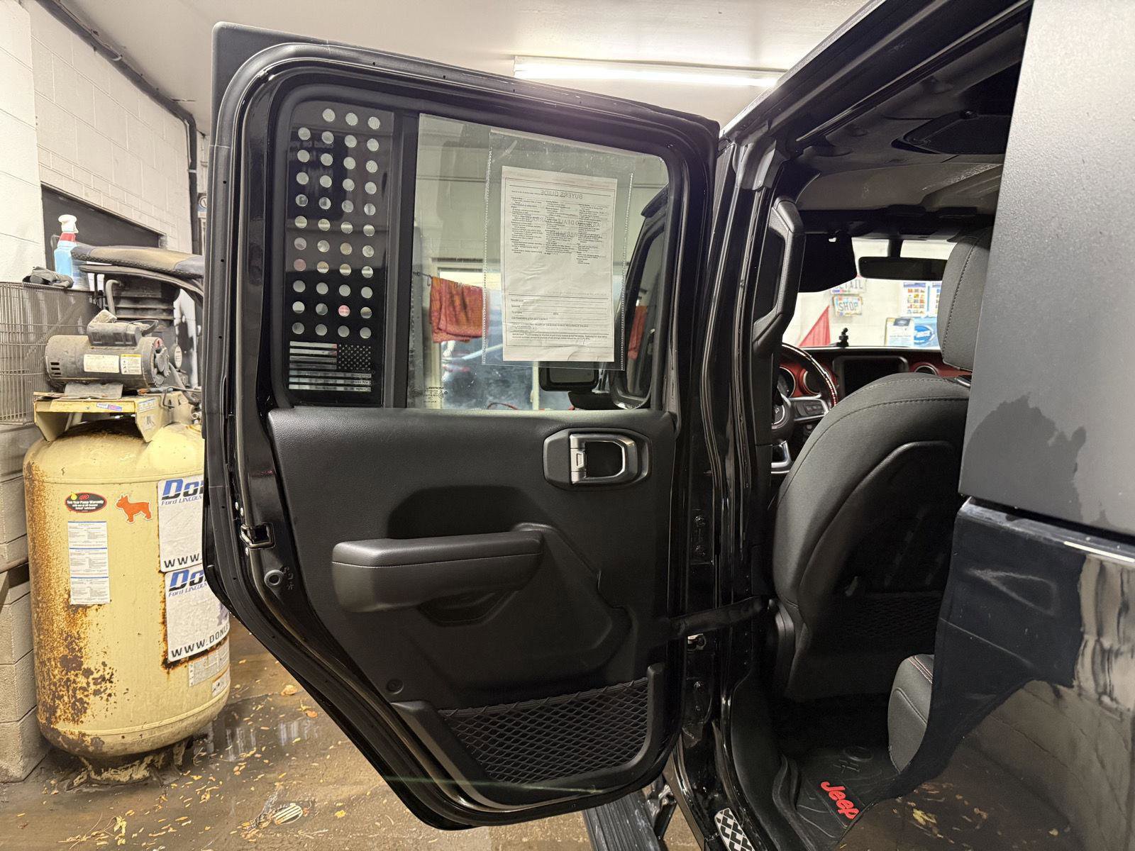 Used 2020 Jeep Gladiator Rubicon image 19