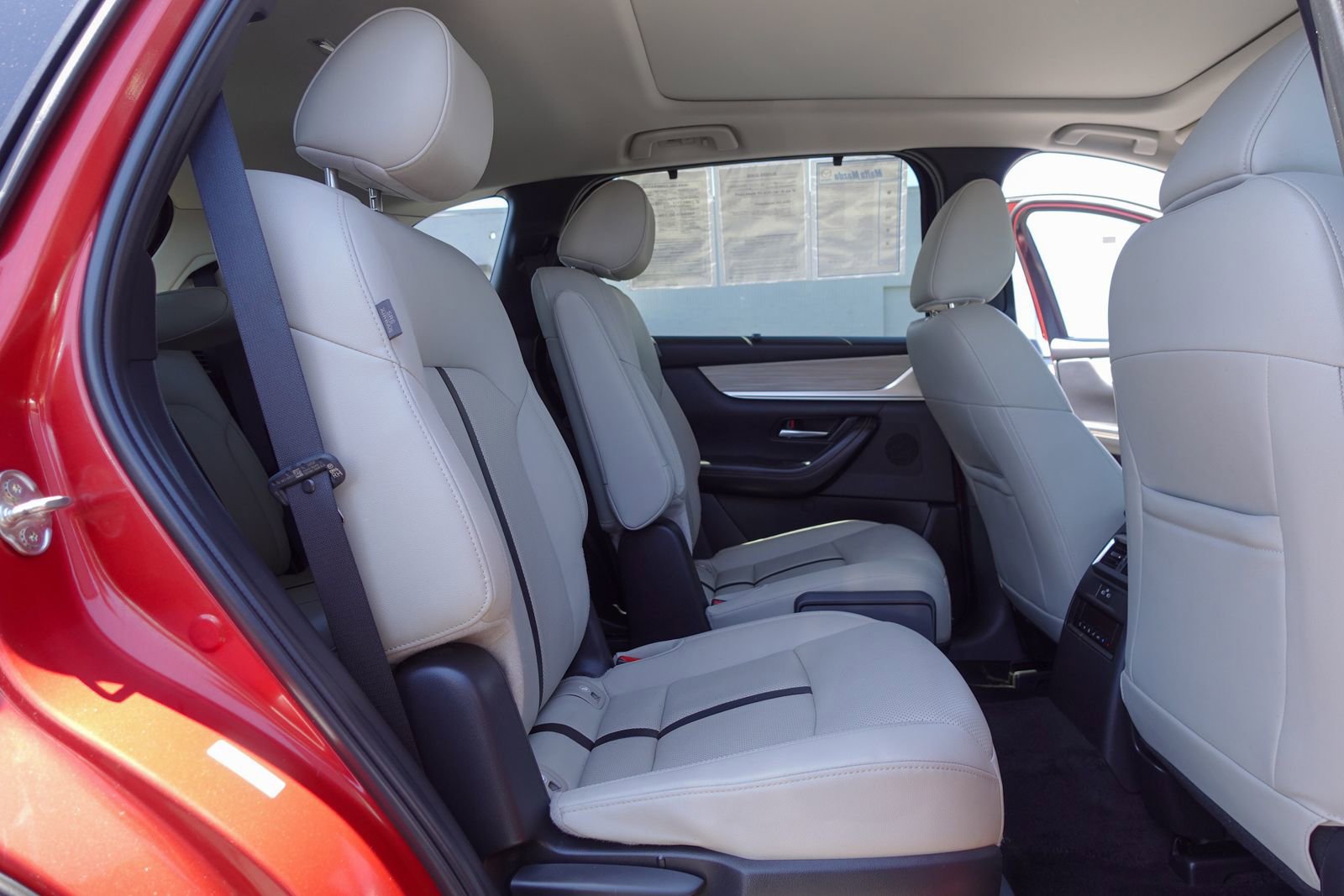 Certified 2024 MAZDA CX-90 Plug-In Hybrid w/ Premium Pkg AWD/4WD image 16