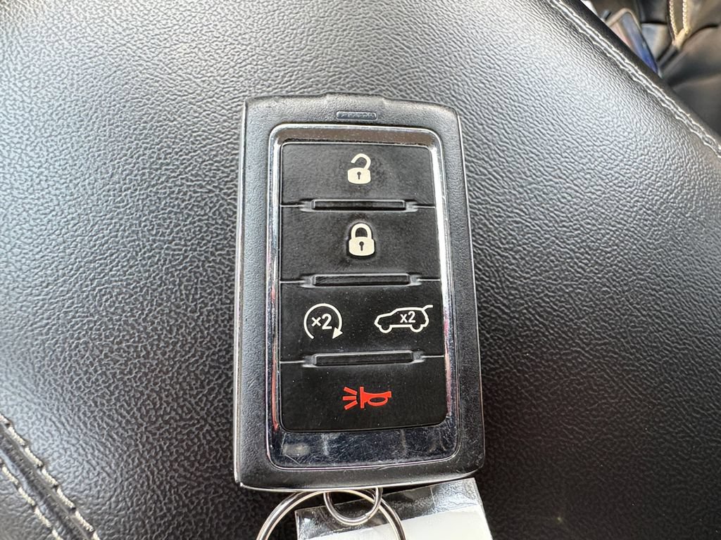 Used 2023 Jeep Grand Cherokee Limited AWD/4WD image 36