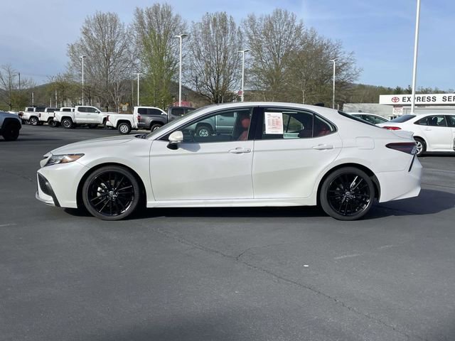 Used 2022 Toyota Camry XSE w/ Driver Assist Package image 2