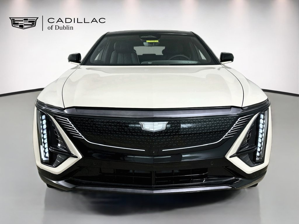 New 2027 Cadillac Lyriq Signature Sport w/ Nappa Leather Package AWD/4WD image 2