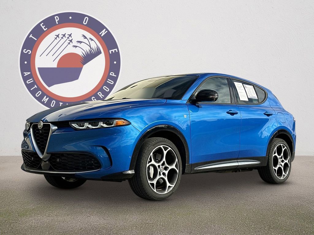 Used 2024 Alfa Romeo Tonale Ti w/ Active Assist Package image 2