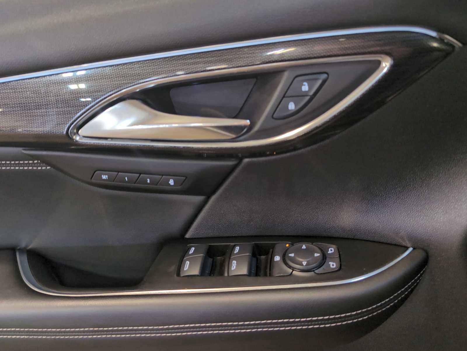 Used 2023 Buick Envision Essence image 20