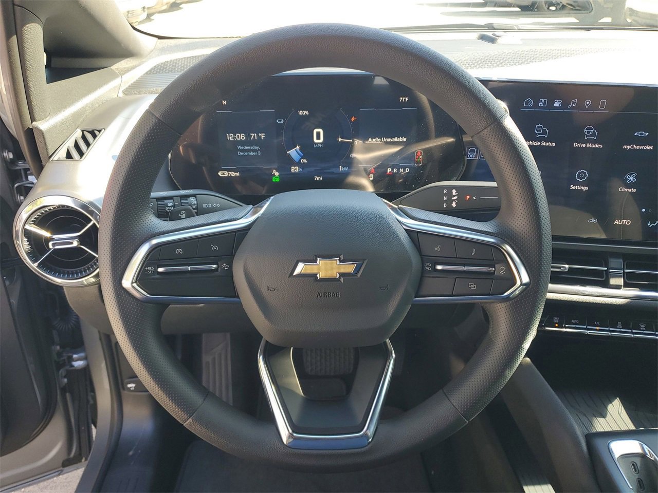 New 2026 Chevrolet Equinox EV LT image 17