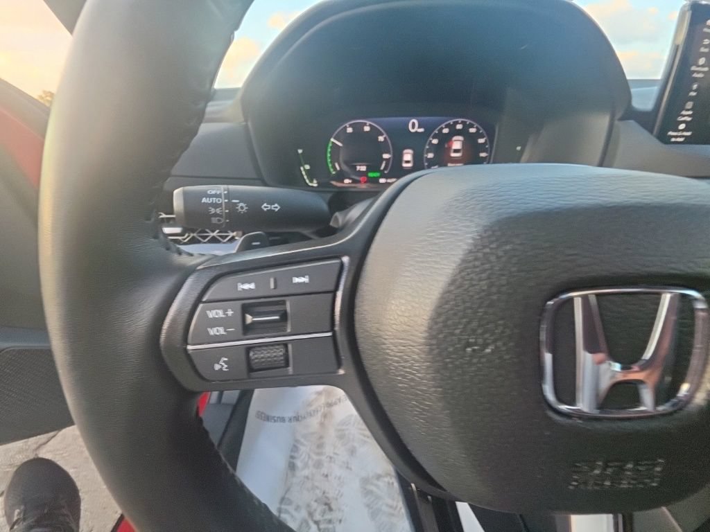 Used 2025 Honda Accord Sport image 18