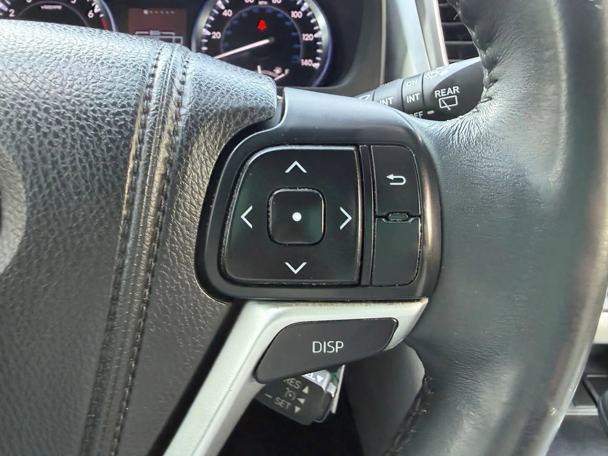 Used 2015 Toyota Highlander Plus image 22