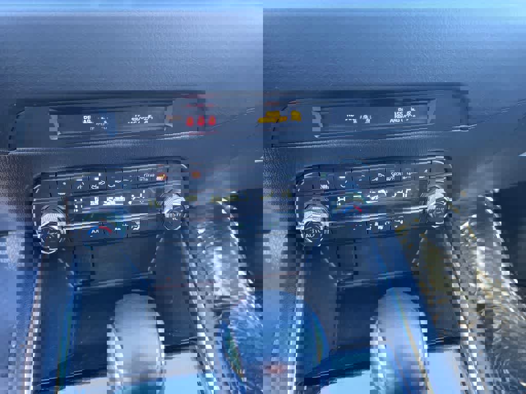 Used 2024 MAZDA CX-5 Carbon Edition image 15