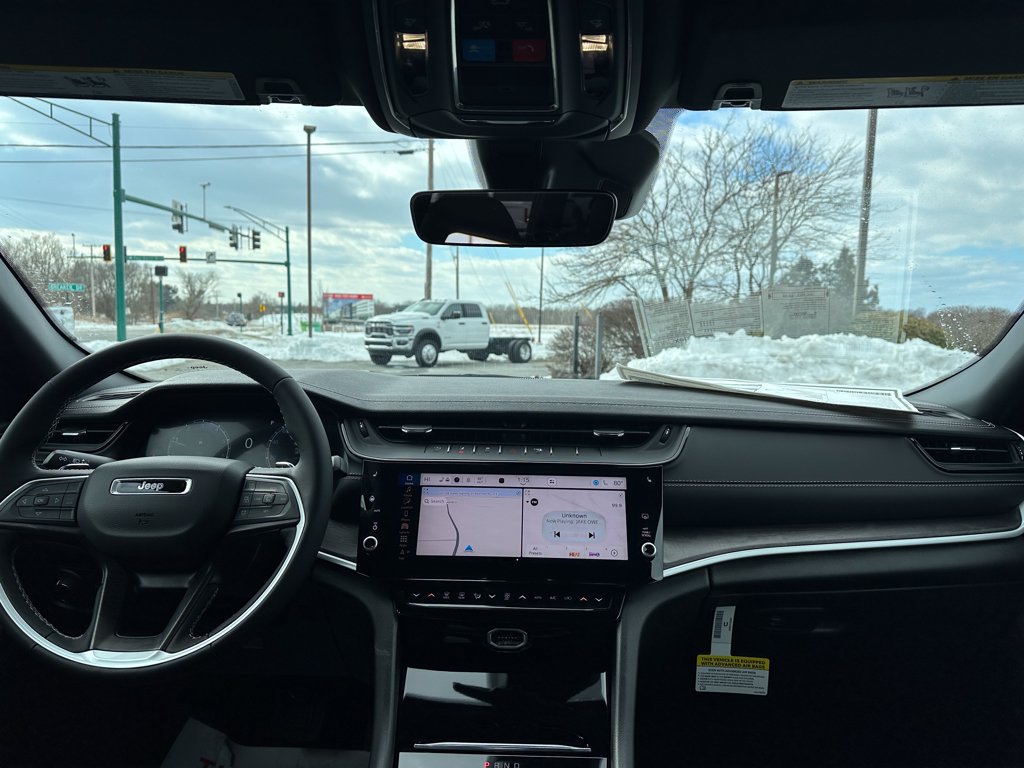 New 2026 Jeep Grand Cherokee Altitude AWD/4WD image 11