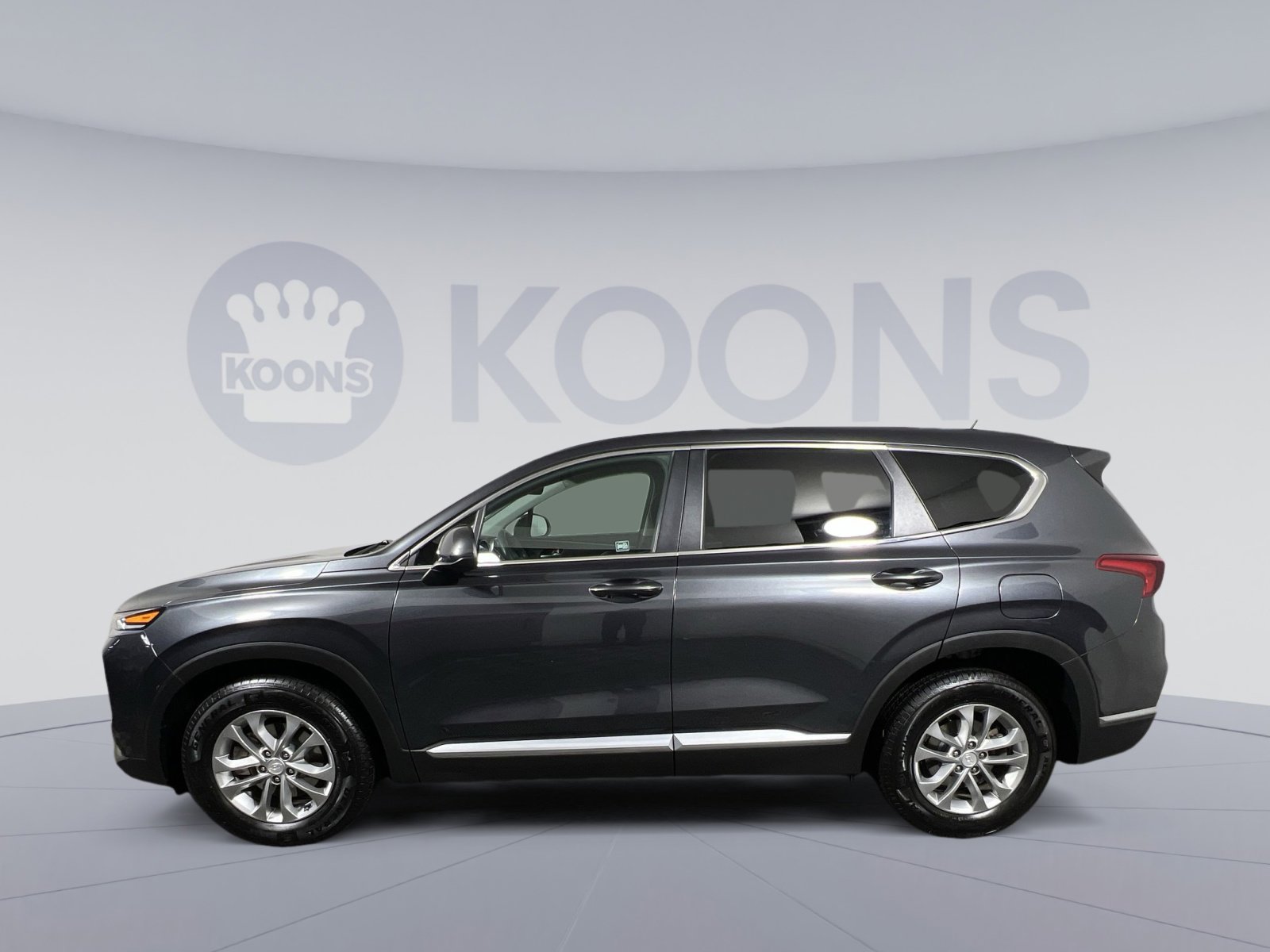 Used 2020 Hyundai Santa Fe SE image 2