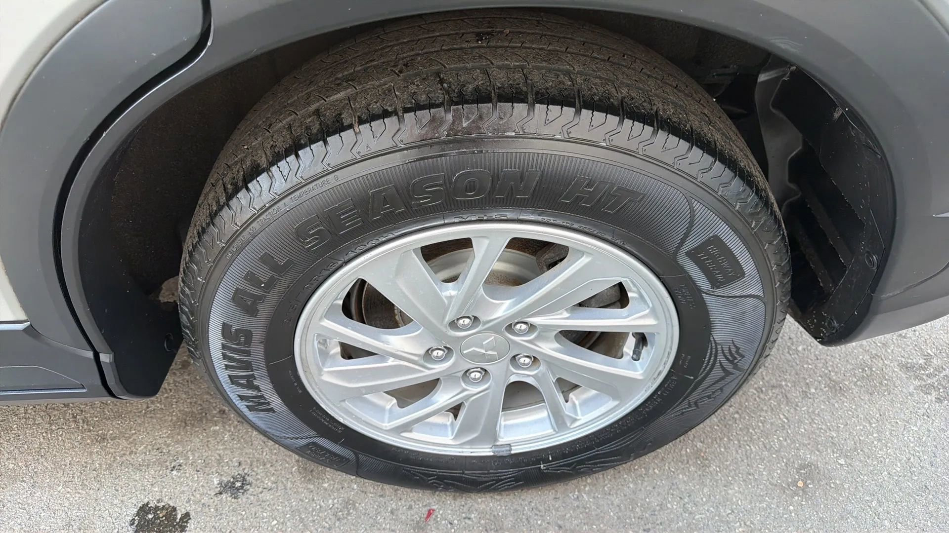 Used 2018 Mitsubishi Eclipse Cross ES AWD/4WD image 9