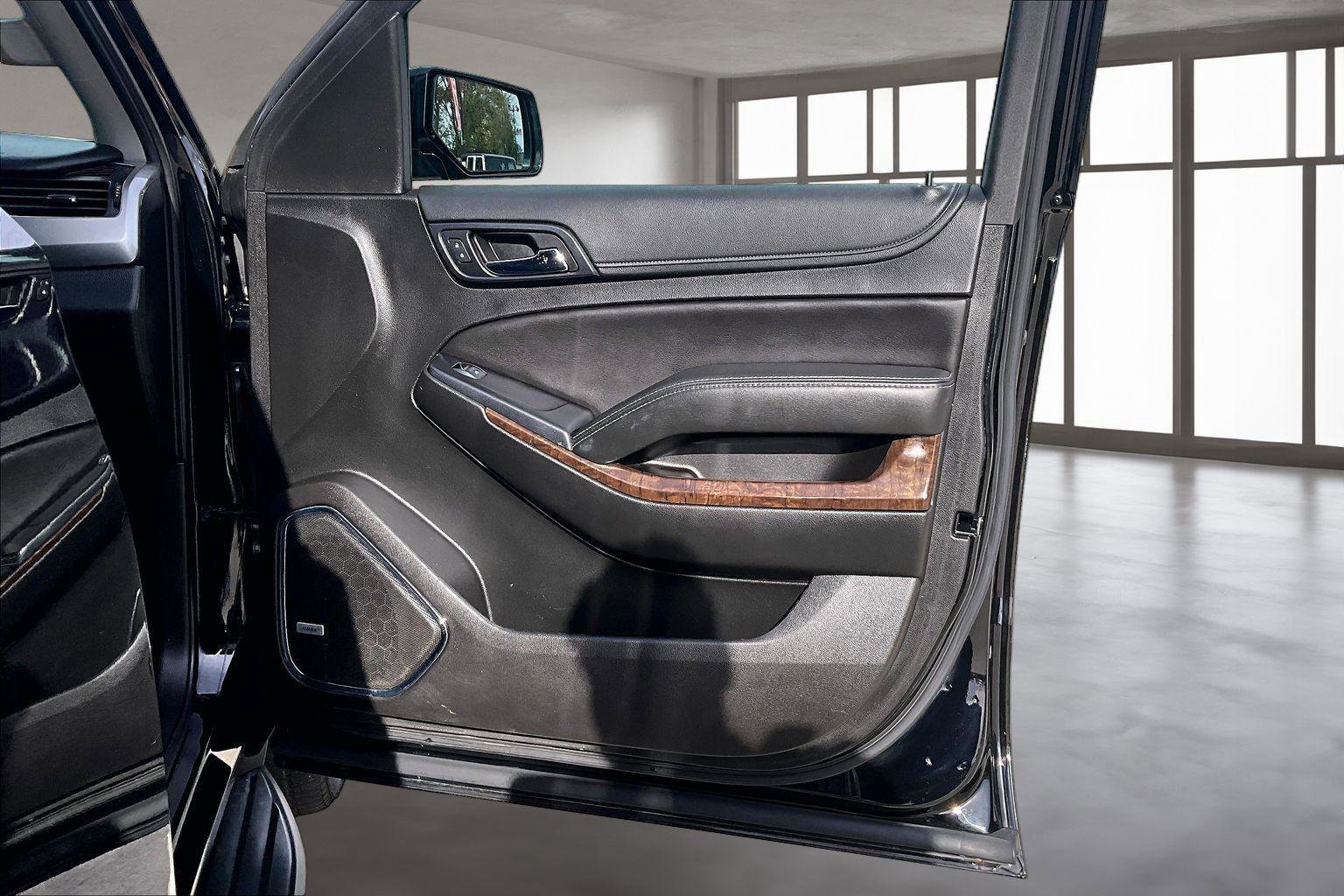 Used 2018 Chevrolet Tahoe LT AWD/4WD image 25