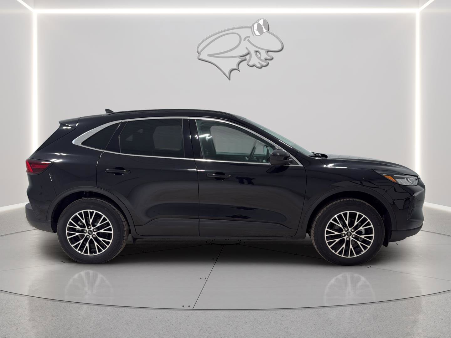 New 2025 Ford Escape PHEV image 7