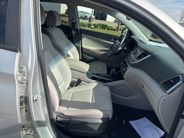 Used 2017 Hyundai Tucson Sport w/ Cargo Package FWD image 10
