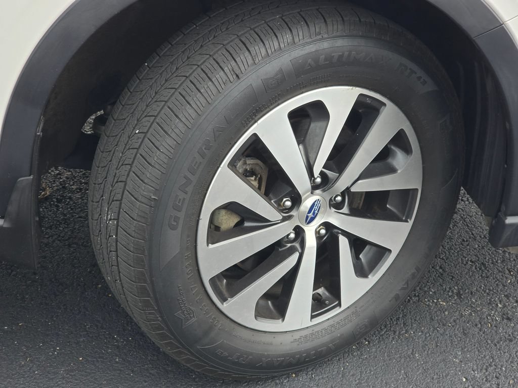 Used 2020 Subaru Outback Premium AWD/4WD image 9