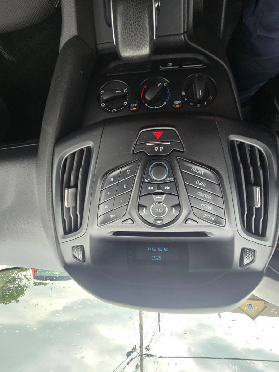 Used 2014 Ford Focus S FWD image 33