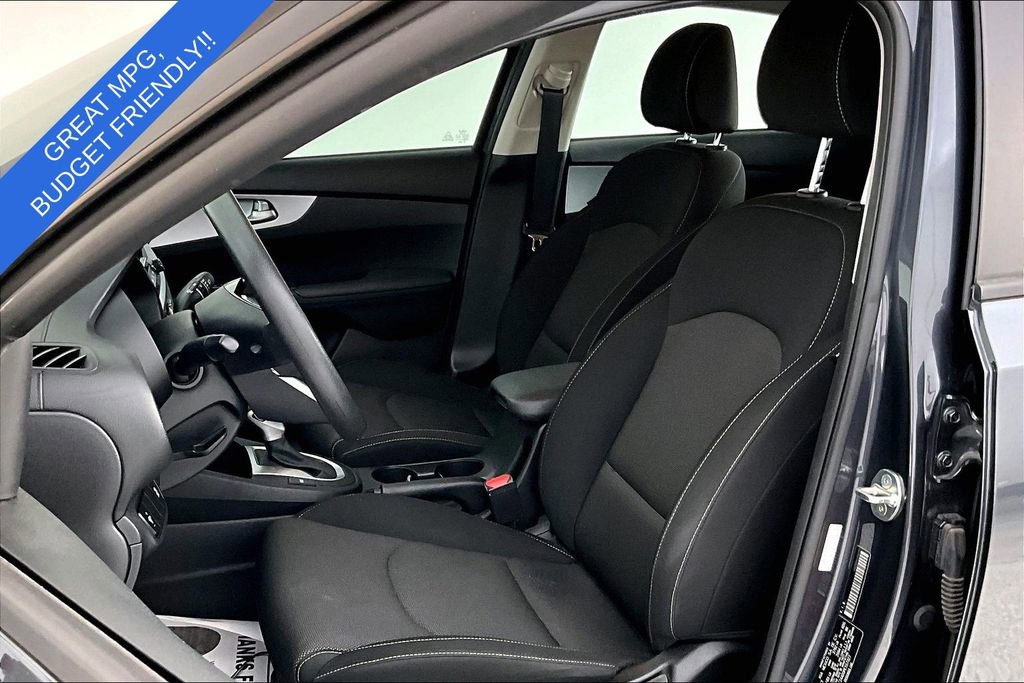 Used 2023 Kia Forte LX image 32