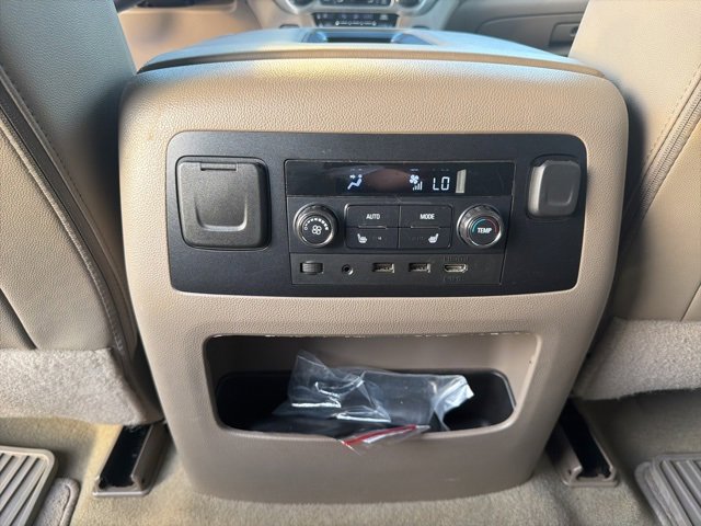 Used 2018 GMC Yukon SLT w/ Premium Edition image 14
