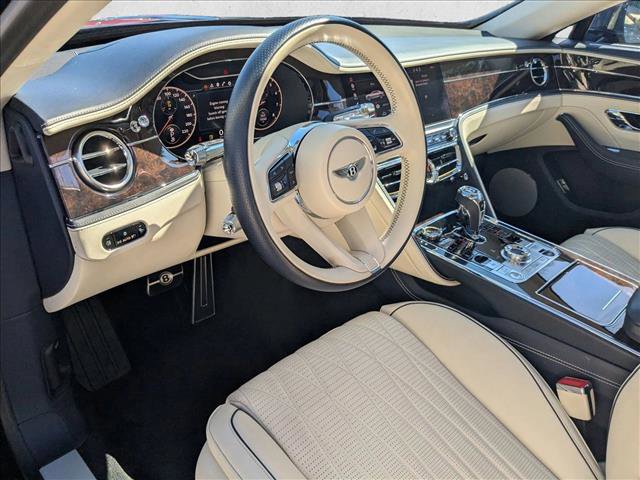 Used 2021 Bentley Flying Spur V8 image 10