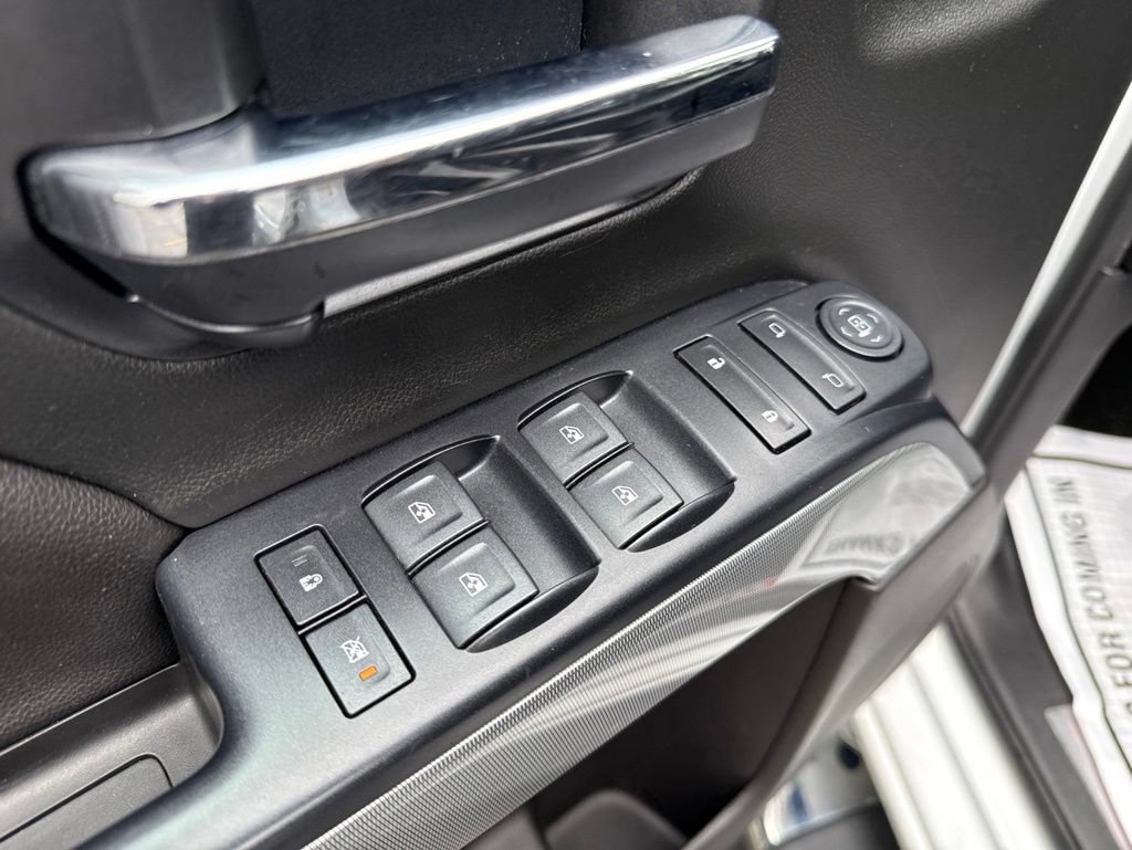 Used 2018 Chevrolet Silverado 1500 LT w/ All Star Edition AWD/4WD image 20