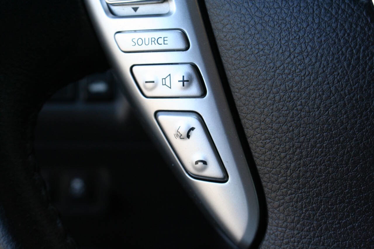 Used 2014 Nissan Sentra SL FWD image 19