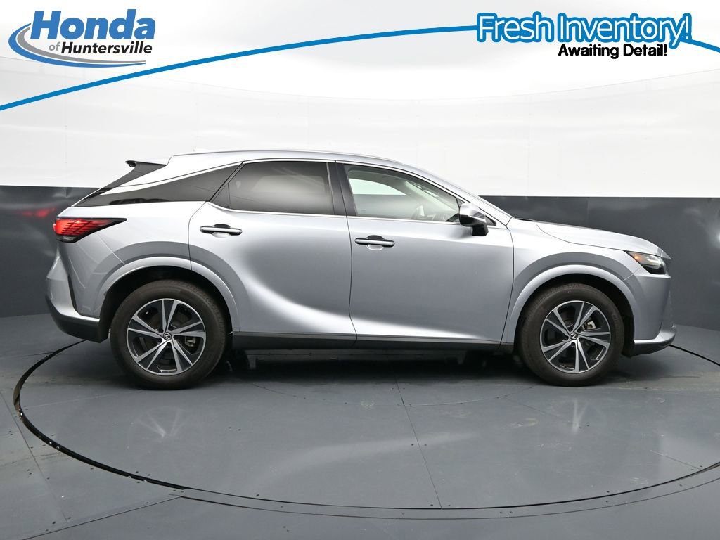 Used 2024 Lexus RX 350h w/ Cold Area Package AWD/4WD image 11